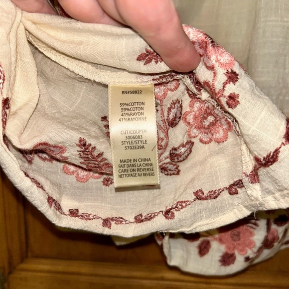 Max Studio Cream and Pink Embroidered Floral Blouse - Picture 6 of 7